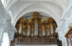 church-organ-650845_640
